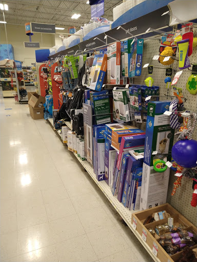 Pet Supply Store «PetSmart», reviews and photos, 105 Wagner Rd, Monaca, PA 15061, USA