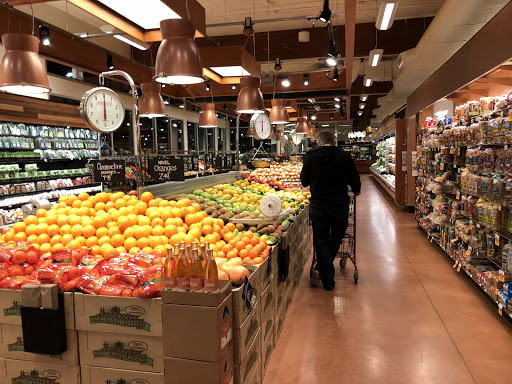 Gourmet Grocery Store «Metropolitan Market Kirkland», reviews and photos, 10611 NE 68th St, Kirkland, WA 98033, USA