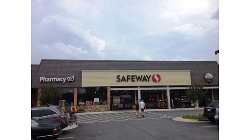 Safeway, 9881 Georgetown Pike, Great Falls, VA 22066, USA, 