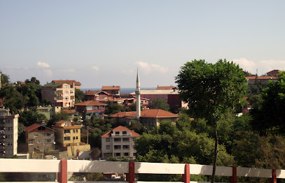 Kapuz Cami