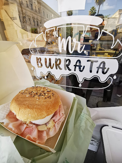 Mister Burrata - Via Scipione Crisanzio, 38, 70122 Bari BA, Italy