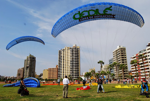 INFINITY Escuela de Parapente Lima