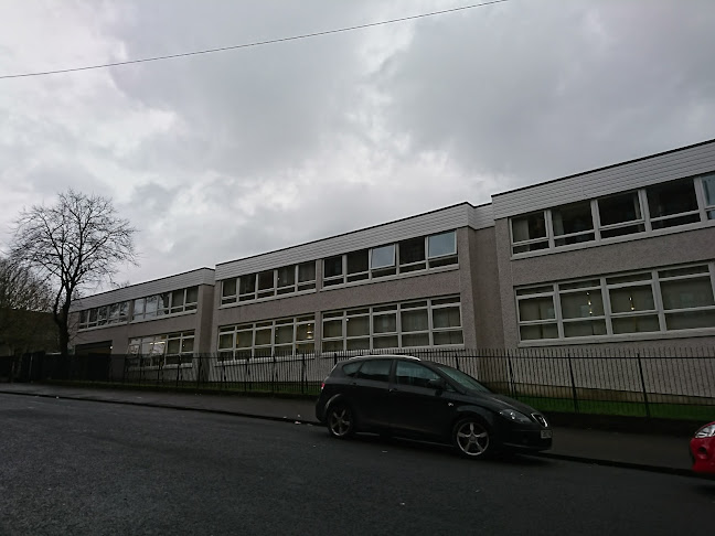 Reviews of Hollybrook Academy in Glasgow - School
