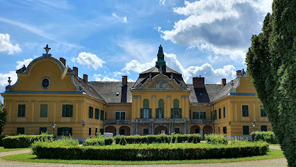 Nagytétényi Kastélymúzeum Park