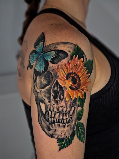 Explore tattoo ideas running, creative tattoo ideas in Kansas City, available at Golden Stag Tattoo and Gallery