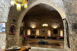 Al Hamadeh Palace image
