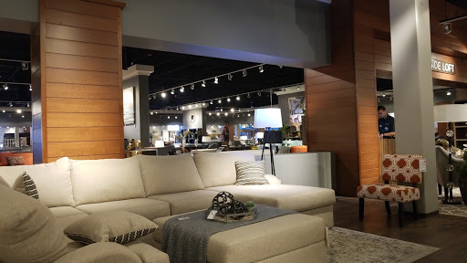Furniture Store «Living Spaces - Glendale, AZ», reviews and photos, 6767 W Bell Rd, Glendale, AZ 85308, USA