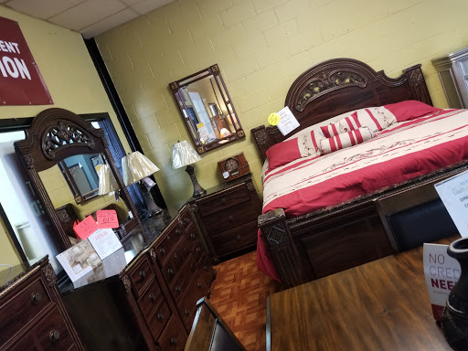 Furniture Store «A-1 Furniture», reviews and photos, 642 E Hwy 67, Duncanville, TX 75137, USA