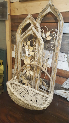 Used Furniture Store «Summer House Furniture», reviews and photos, 3620 S Manhattan Ave, Tampa, FL 33629, USA