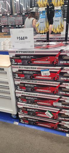 Harbor Freight Tools image