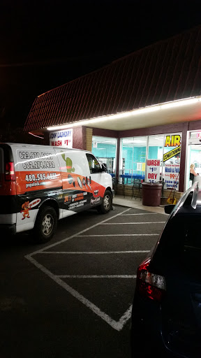 Laundromat «Laundry Basket 24-Hour Laundromat», reviews and photos, 5108 N 19th Ave, Phoenix, AZ 85015, USA