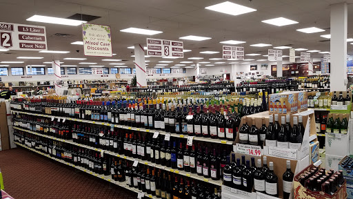 Liquor Store «M & R Liquors», reviews and photos, 206 Buckland Rd, South Windsor, CT 06074, USA