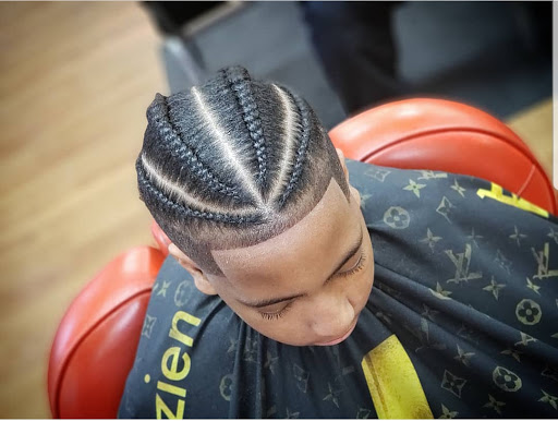 Barber Shop «First & 10 Barber Shop», reviews and photos, 9121 Piscataway Rd #2b, Clinton, MD 20735, USA