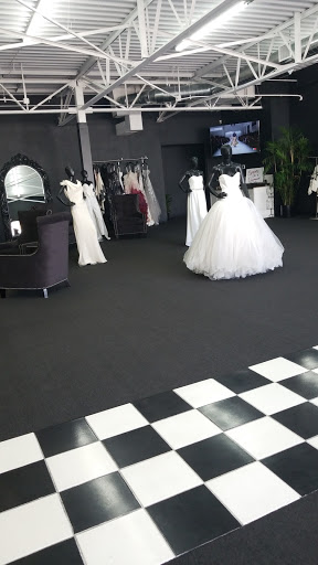 Wedding Store «The Wedding Seamstress», reviews and photos, 7550 Grant Pl, Arvada, CO 80002, USA