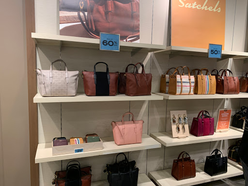 Watch Store «Fossil Outlet Store», reviews and photos, 447 Great Mall Dr #192, Milpitas, CA 95035, USA