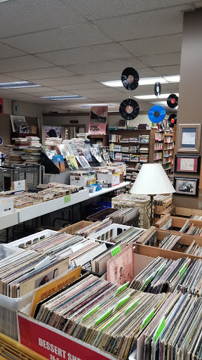 Book Store «Books Galore», reviews and photos, 411 W Main St, Festus, MO 63028, USA