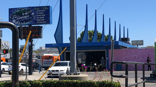 Car Wash «La Cienega Car Wash & Oil Change», reviews and photos, 1907 S La Cienega Blvd, Los Angeles, CA 90034, USA