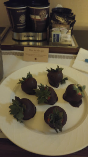 Hotel «DoubleTree by Hilton Baltimore North - Pikesville», reviews and photos, 1726 Reisterstown Rd, Pikesville, MD 21208, USA