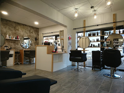 Coiffure Autrement. Chapeiry à Chapeiry