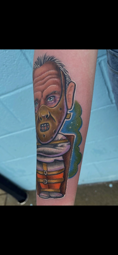 Tattoo Shop «Knuckle Up Tattoo Co.», reviews and photos, 2083 Irvin Cobb Dr, Paducah, KY 42003, USA