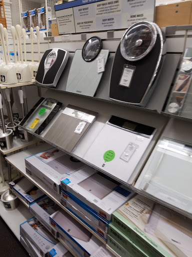 Department Store «Bed Bath & Beyond», reviews and photos, 197 Golden Isles Plaza, Brunswick, GA 31520, USA