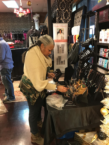 Lingerie Store «LiviRae Lingerie», reviews and photos, 440 Ernest W Barrett Pkwy NW #31, Kennesaw, GA 30144, USA