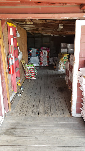 Pet Supply Store «Park Feed Store & Pet Supply», reviews and photos, 5775 Park Blvd N, Pinellas Park, FL 33781, USA