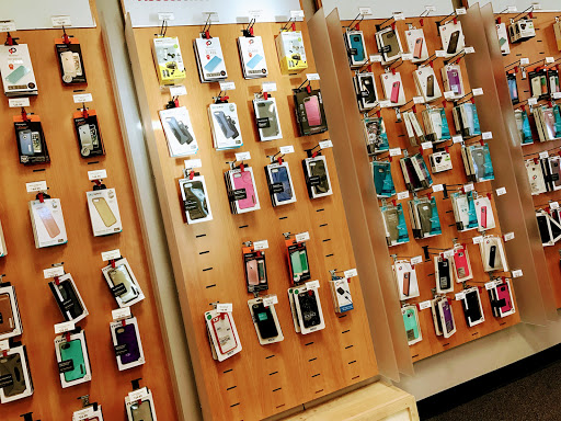 Cell Phone Store «Sprint Store», reviews and photos, 815 Farmington Ave, Bristol, CT 06010, USA