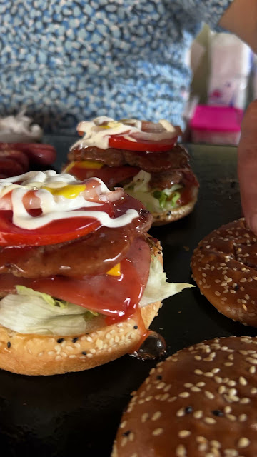 BURGER ELY - Hamburguesas y Hotdogs