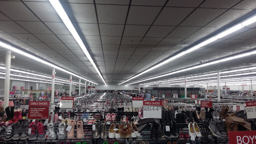 Clothing Store «Burlington Coat Factory», reviews and photos, 1116 E Stone Dr, Kingsport, TN 37660, USA