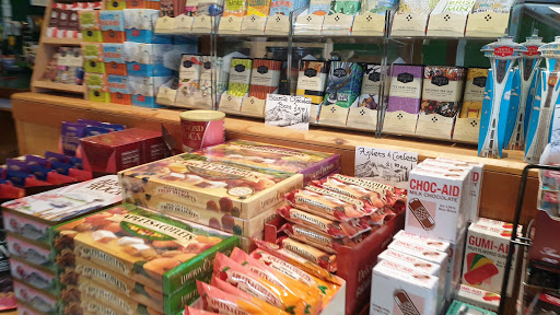 Gift Shop «The Pacific Northwest Shop», reviews and photos, 2702 N Proctor St, Tacoma, WA 98407, USA