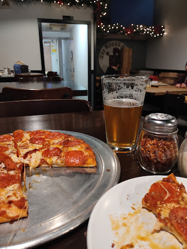 Pizza Restaurant «Round Table Pizza», reviews and photos, 57 N Santa Cruz Ave, Los Gatos, CA 95030, USA