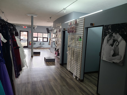 Bridal Shop «Spring Lake Bridal», reviews and photos, 616 E Savidge St B, Spring Lake, MI 49456, USA