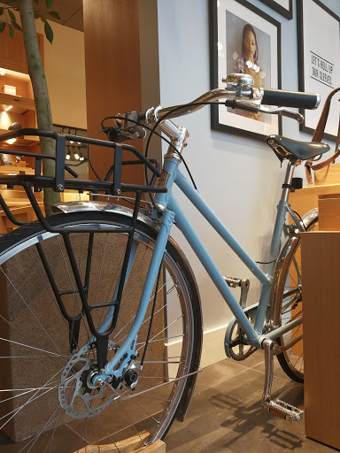 Watch Store «Shinola Boston Store», reviews and photos, 800 Boylston St #131, Boston, MA 02199, USA