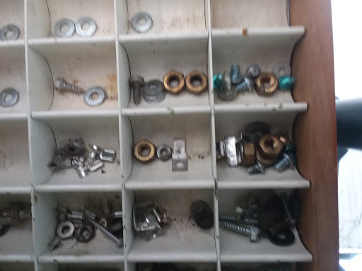 Self-Storage Facility «Lake county storage», reviews and photos, 1100 W Rollins Rd, Round Lake Heights, IL 60073, USA