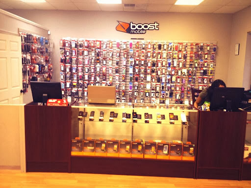 Cell Phone Store «Boost Mobile», reviews and photos, 30 New Leicester Hwy, Asheville, NC 28806, USA