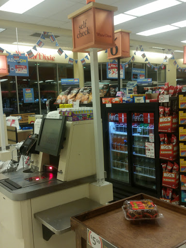 Grocery Store «Winn-Dixie», reviews and photos, 36348 FL-54, Zephyrhills, FL 33541, USA