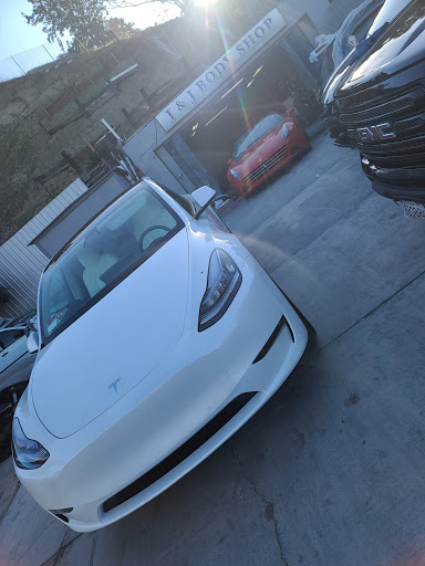 Auto Body Shop «J & J Body Shop», reviews and photos, 837 N Pacific Ave, San Pedro, CA 90731, USA