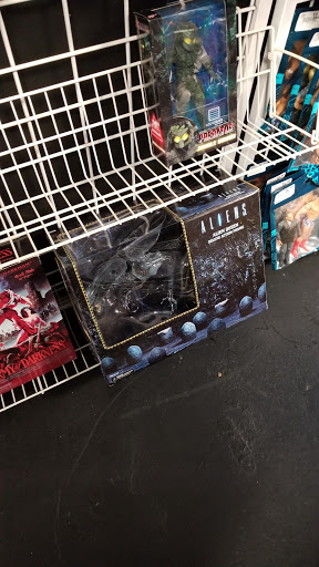 Video Game Store «Hollywood Movies and Games LLC», reviews and photos, 709 E Lewis and Clark Pkwy b, Clarksville, IN 47129, USA