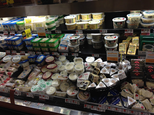 Grocery Store «Hannaford Supermarket», reviews and photos, 190 Quaker Rd, Queensbury, NY 12804, USA