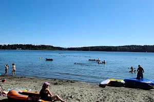 Hamsterly Beach at Elk/Beaver Lake Regional Park image