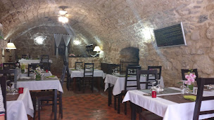 Photo n°53 de Sur le chemin à Saint-Guilhem-le-Désert ()