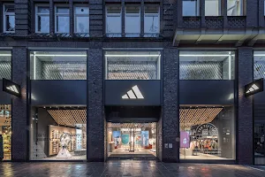 adidas Store Hamburg, Moenckebergstraße image