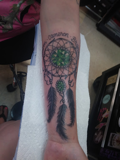 Tattoo Shop «Diamond Tattoo», reviews and photos, 16810 US-441 #506, Summerfield, FL 34491, USA