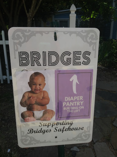 Boutique «Bridges Thrifty Boutique», reviews and photos, 220 W Belt Line Rd, Cedar Hill, TX 75104, USA