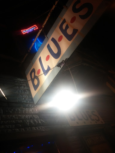Live Music Venue «B.L.U.E.S.», reviews and photos, 2519 N Halsted St, Chicago, IL 60657, USA