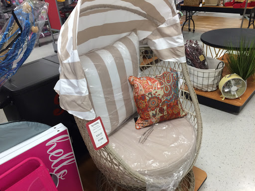 Department Store «T.J. Maxx», reviews and photos, 637 Lowell St, Peabody, MA 01960, USA