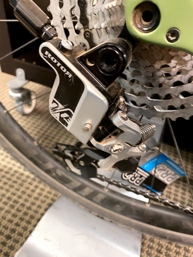 Outdoor Sports Store «twohubs cycling boutique», reviews and photos, 27231 Burbank #201, Foothill Ranch, CA 92610, USA