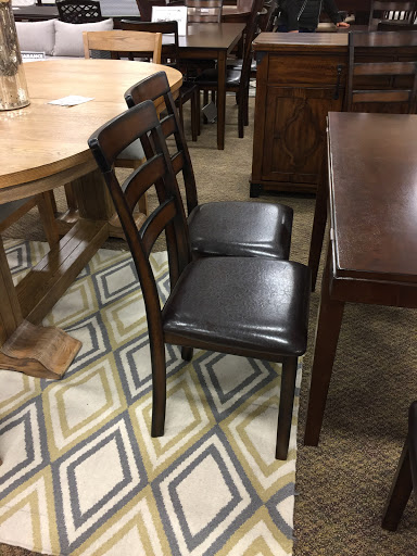 Furniture Store «The Furniture Mart - Fridley», reviews and photos, 5401 E River Rd Service Road, Fridley, MN 55421, USA