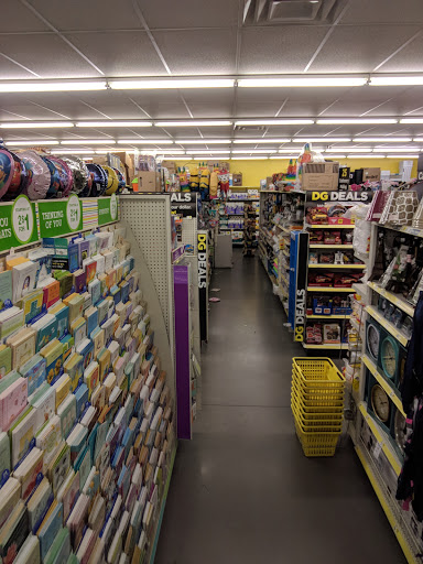 Discount Store «Dollar General», reviews and photos, 536 Sierra Ave, Earlimart, CA 93219, USA